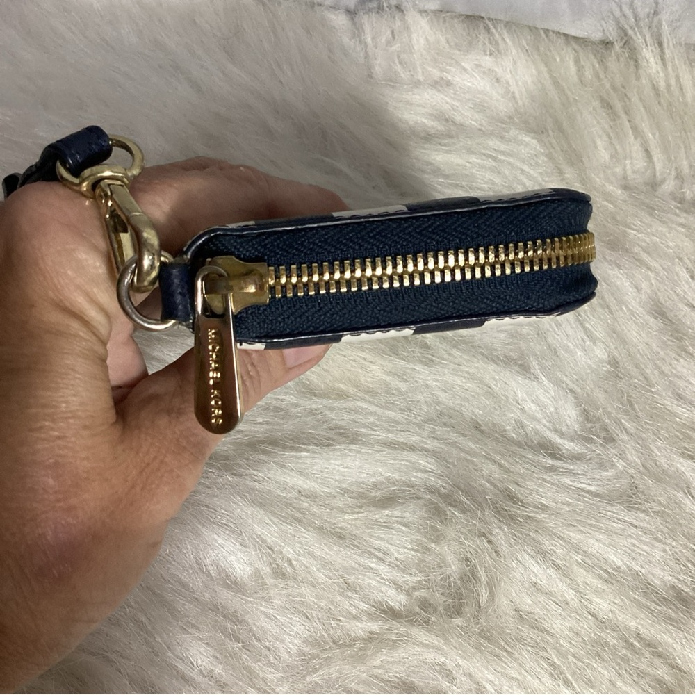 Michael Kors Blue/ White Striped Zip Around Clutch Wristlet Wallet - Picture 7 of 12